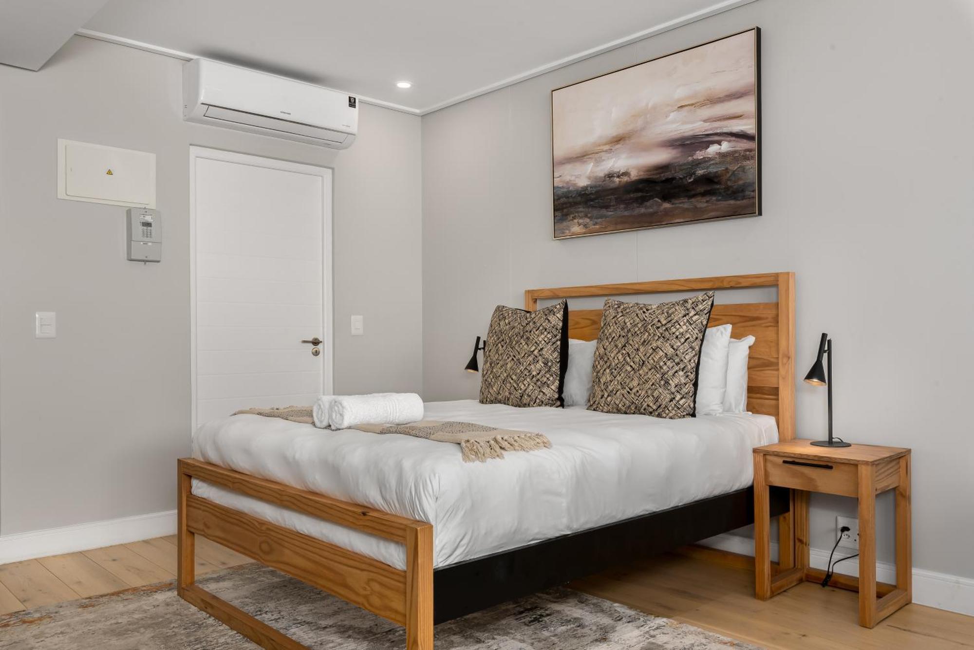 7 On Bantry Apartment