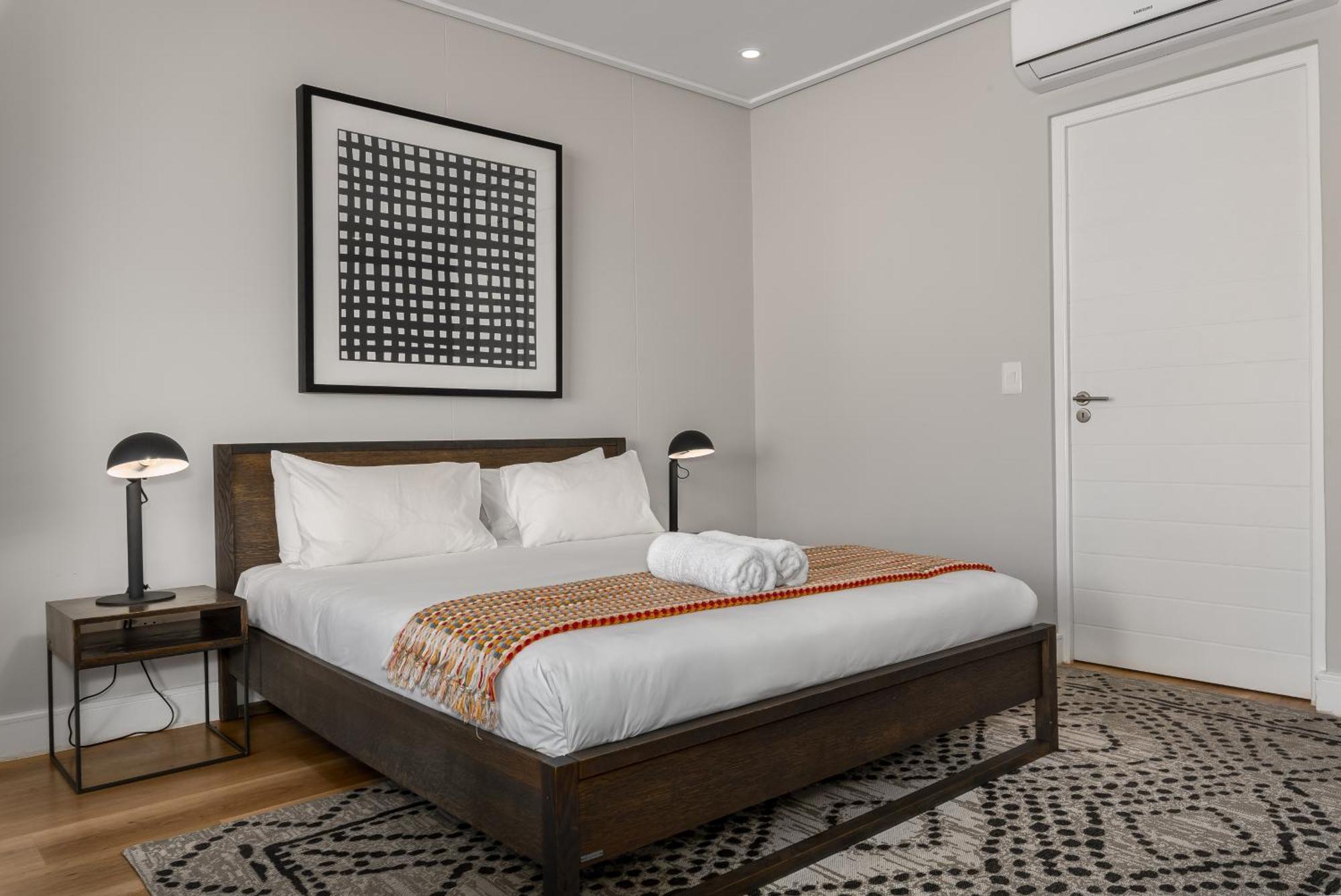 Apartment 7 On Bantry